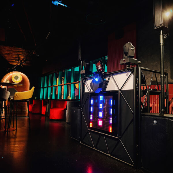 C0BFF364-0B11-4A8E-8EB8-393D158B44BD